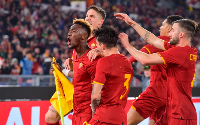 九游旧版本下载链接-清晨体能课后；罗马更衣室发声备战法国杯；媒体盛赞；身体对抗强度拉满(课程实施的三大基本途径)