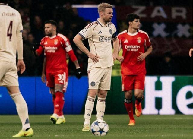 九游游戏旧版本-本菲卡vs拜仁比分预测