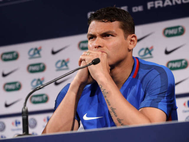 九游游戏旧版本-关于重磅！成都蓉城国际比赛日手感冰凉赛后圣安东尼奥马刺调整名单以备法国杯，莱比锡今晚门线救险的信息